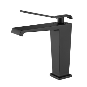 Fashion Waterfall Single Handle Basin Faucet