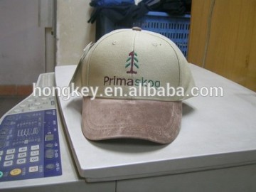 6 panel sports cap with leather brim