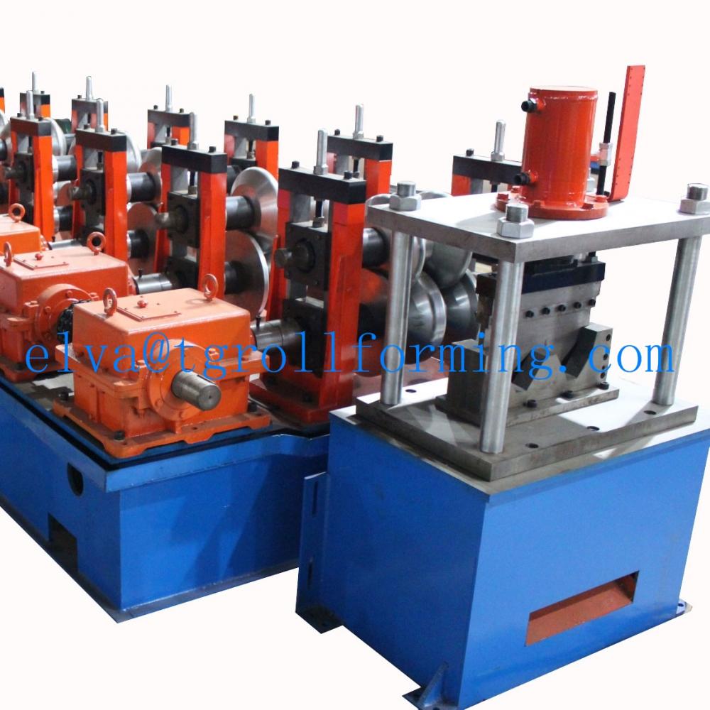 Dua gelombang Cold Rolled highway guardrail Machine