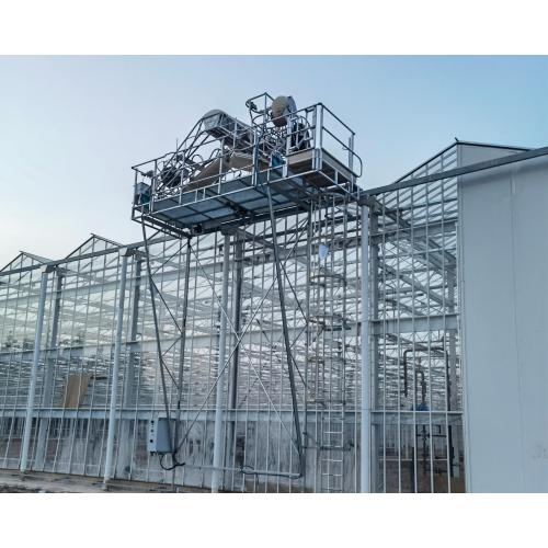 Glass Greenhouse Equipped with Roof Washer