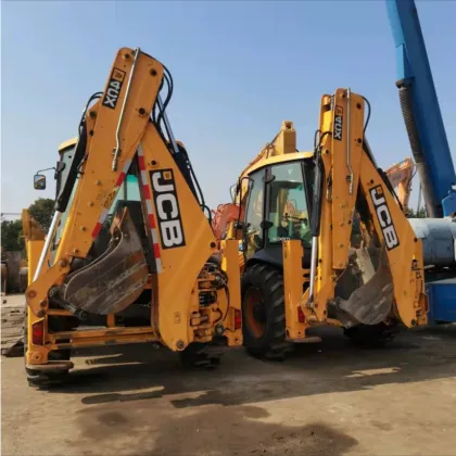 JCB 4CX Tractor Backhoe Loader for Ditch Digging and Loading