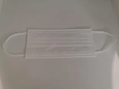 Ordinary three-layer non-woven flat face mask