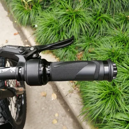 Electric bicycle handlebar throttle
