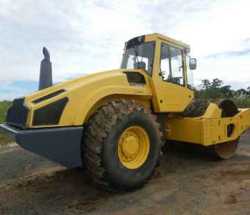 Bomag BW219DH-4 Single Drum Roller for Heavy Duty Work