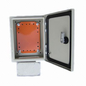 Distribution box, made of steel box and metal enclosures
