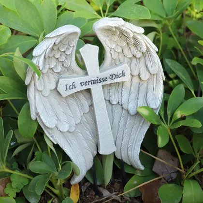 Waterproof Cemetery Angel Wings with Spikes for Garden Decorations and Memorials