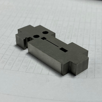 Non Standard Precision Parts Mould Processing