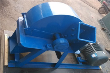 wood chipping machine