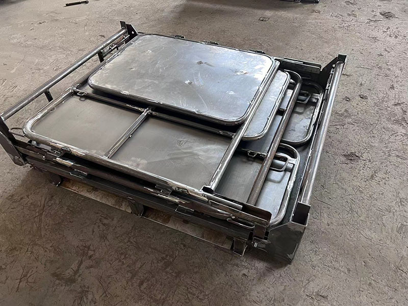 Special Logistics Folding Iron Box