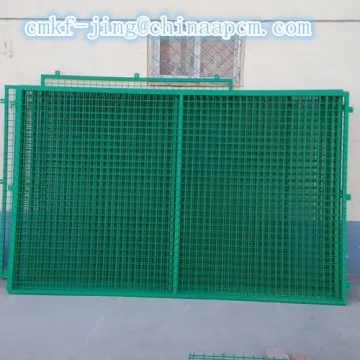 powder coated metal fence panels /wire mesh fence