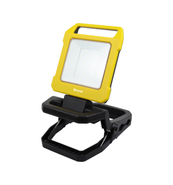 Portable Foldable Rechargeable LED Work Light with Clip - 10W