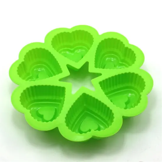Multifunctional silicone cupcake mould supplies