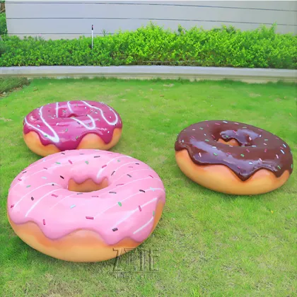 Outdoor Decorative Fiberglass Cute Doughnut Statue