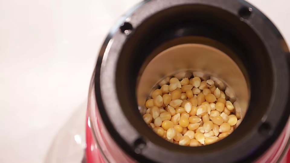 Hot Air Popcorn Maker with detachable popcorn bowl