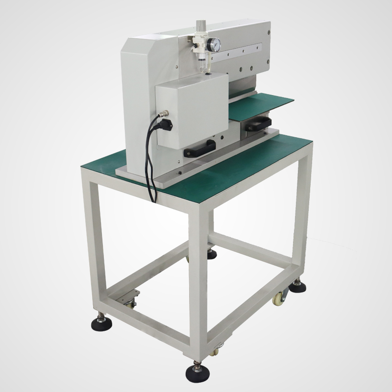 Metal sheet grooving machine