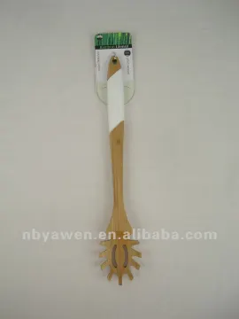 bamboo spaghetti fork