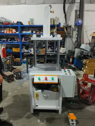 small hydraulic press machine