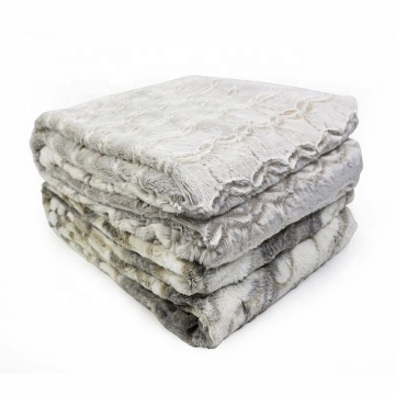 High Quality Faux Fur Blanket & Real Rabbit Fur Knitted Blanket - China