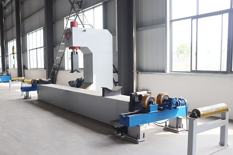 Straightening machine