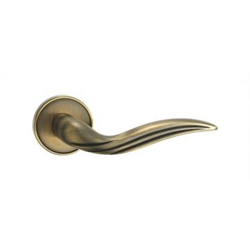 The lastest simple comely zinc alloy door handle