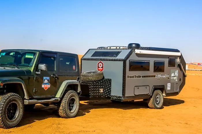 Off-road vehicle hostel trailer