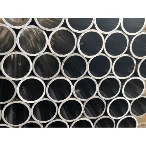 यांत्रिक प्रणालियों के लिए विश्वसनीय रोल्ड पाइप