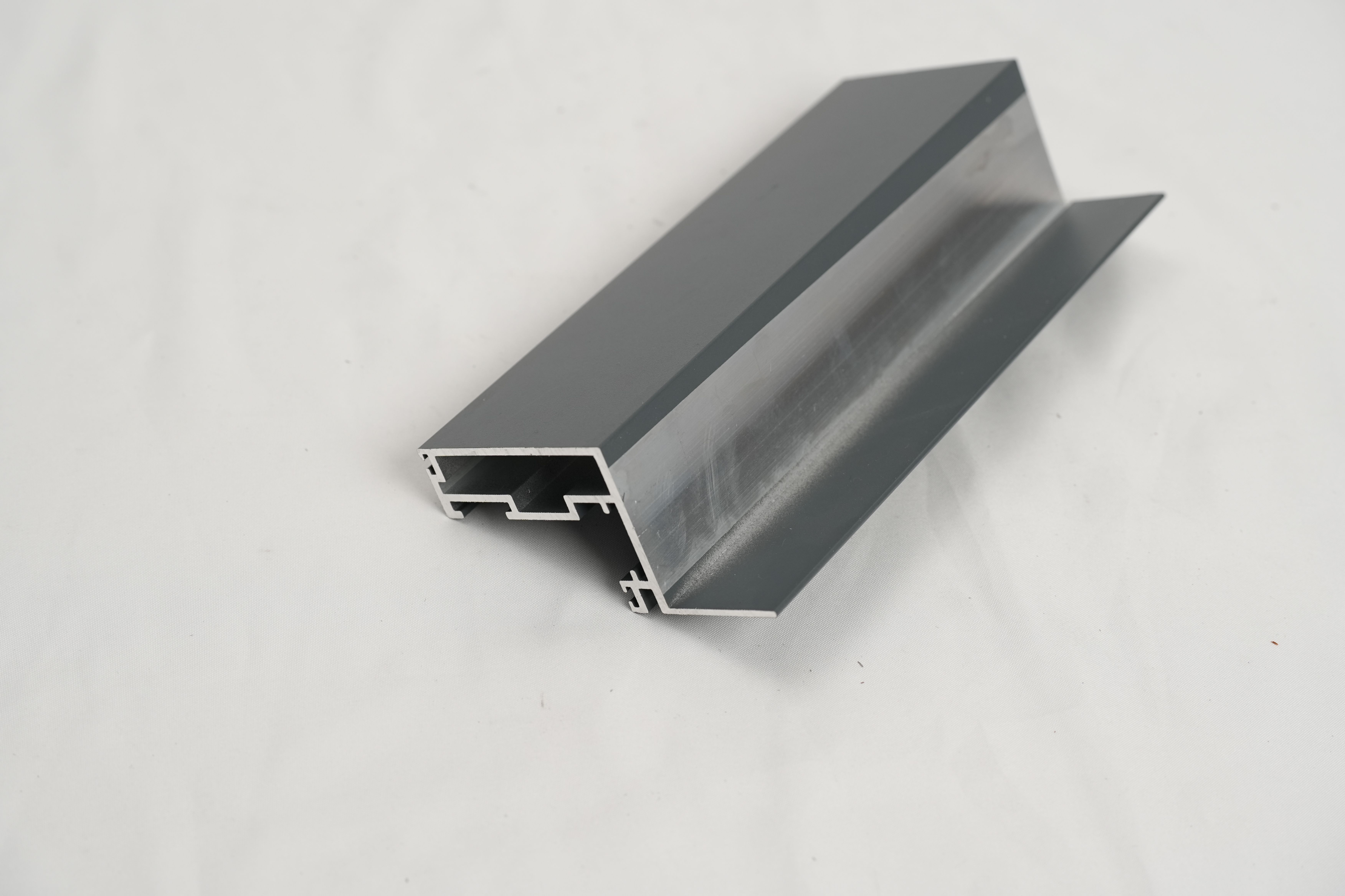 Structural curtain wall profiles