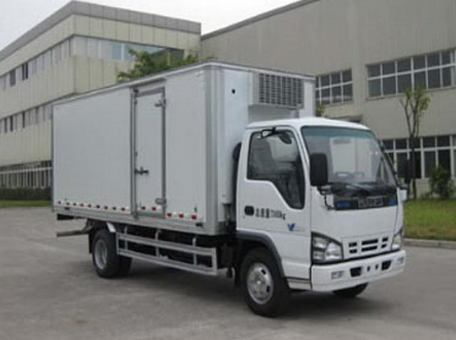 ISUZU 600P شاحنات التبريد للبيع