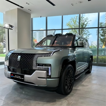2024 BYD Yangwang U8 Luxury SUV: An Extended-Range Option
