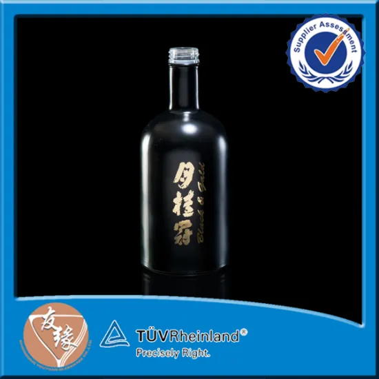 Machine Blown Round 750ML Spray Glass Screw Cap Bottle Black