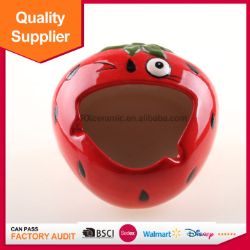 Decoration strawberry shape ceramic ashtray for kids