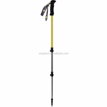 Conception professionnelle Pole de trekking aérodynamique en carbone à 3 sections: Le compagnon de randonnée ultime