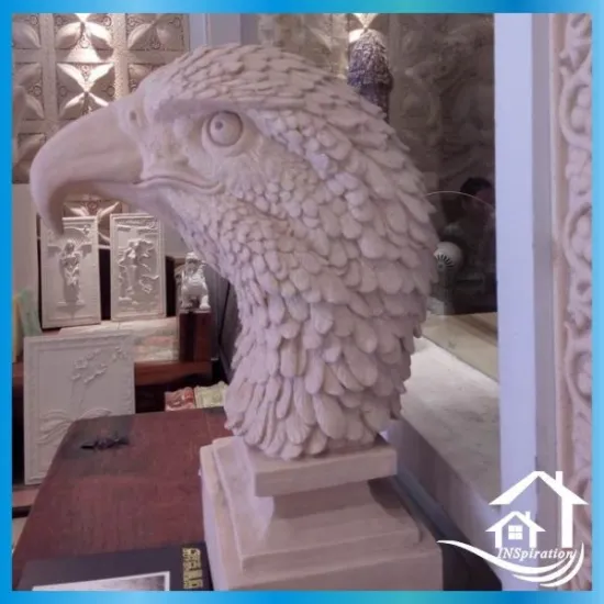 Beautiful head eagle sculpture