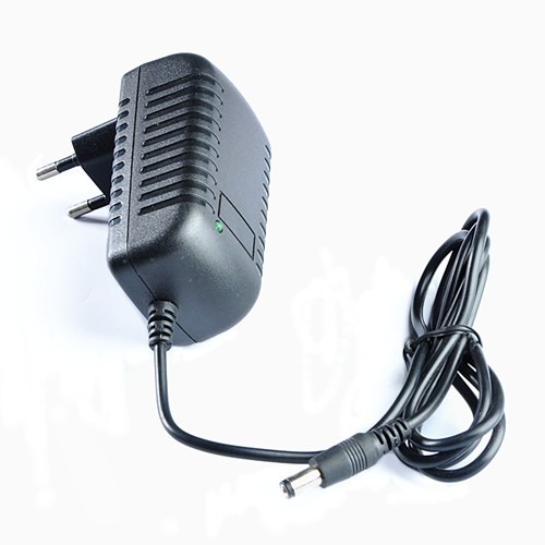 12V 1A Dcadapter/ Power Supply Pass CE, FCC Approval.