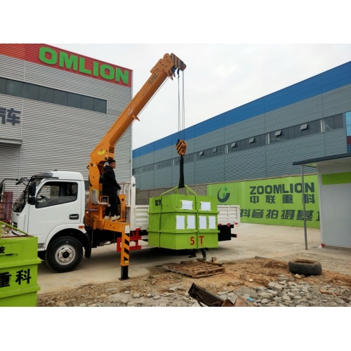 Dongfeng 140 hp camión de transporte de grúa diesel