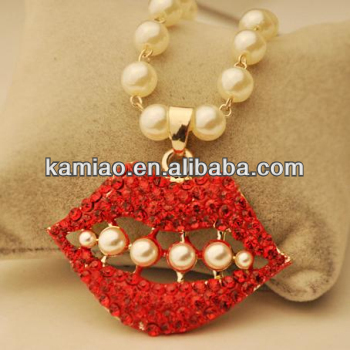 ladies design jewelry 2014 chunky pearl sex red lip necklace