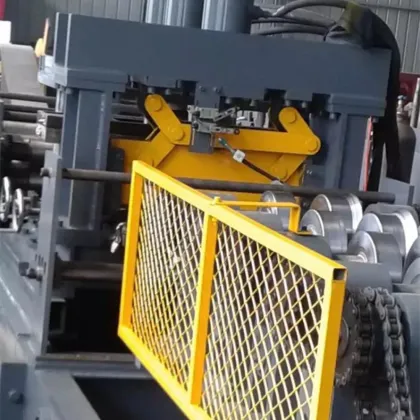 Sigma type roll forming machine