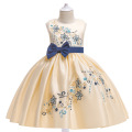 Embroidery Girl Dress With Bowknot