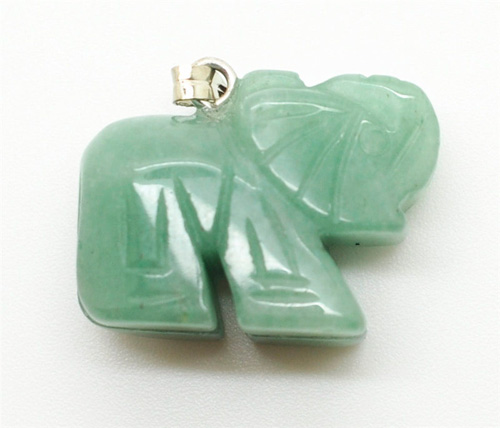 Pendentif Aventurine en forme d&#39;éléphant vert