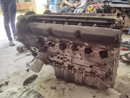 Original Used Engine Assembly for Aston Martin Rapide 6.0 Displacement