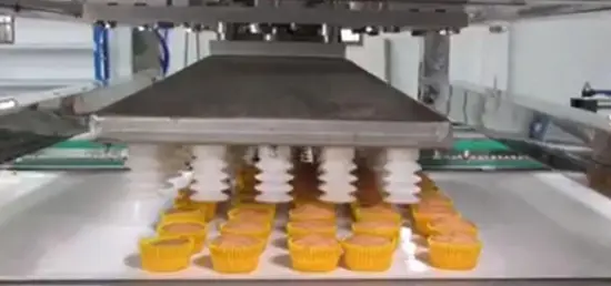 Semi-automatic volume production cake equipment--yufeng