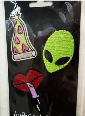 fashion cheap custom wholesale embroidery suit patch