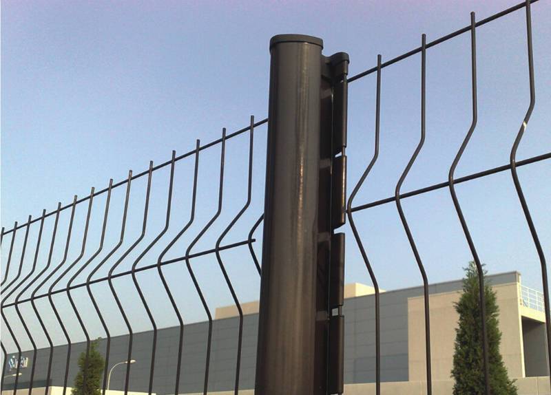 peach-shaped fence10