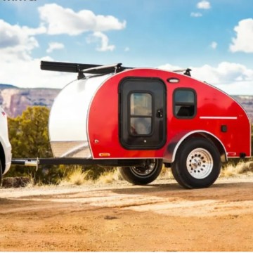 Light weight furnished auto caravana teardrop camper