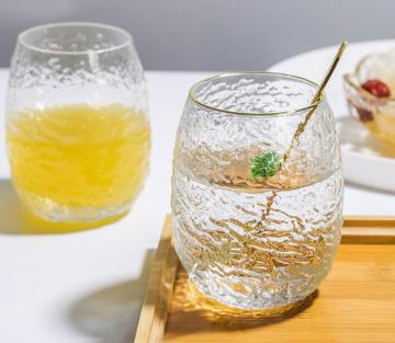stemless wine glasses with gold rim