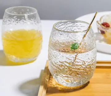 stemless wine glasses with gold rim