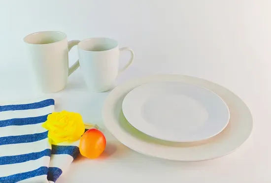Hand-Painted Porcelain Dinnerware Set for Gifts