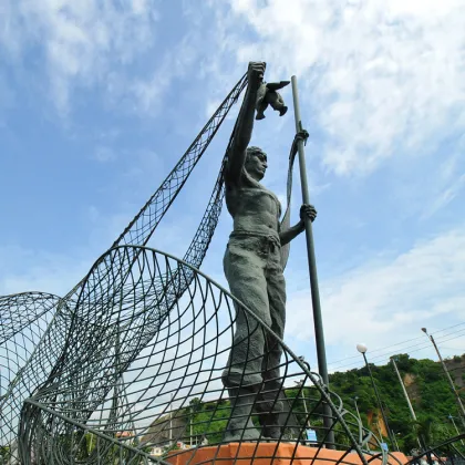 garden decoration metal craft fisherman with fish bronze garden statue sculpture spade