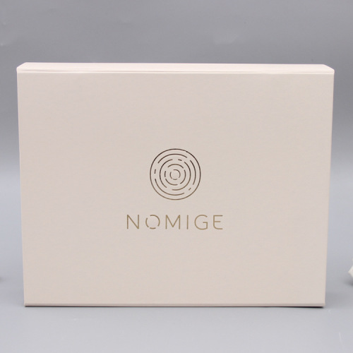 Custom Luxury Bronzing Logo Cosmetic Packaging Boxes