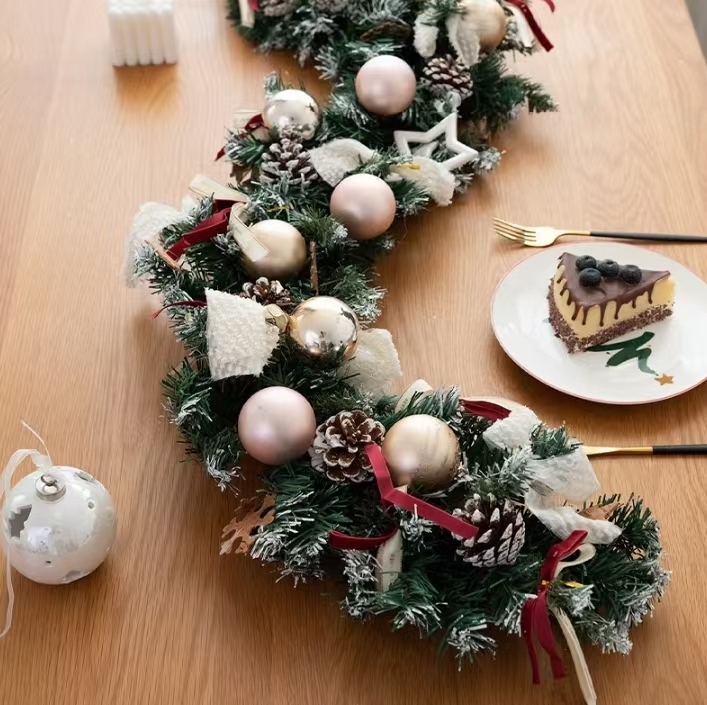 Light - Decorated Christmas Vines